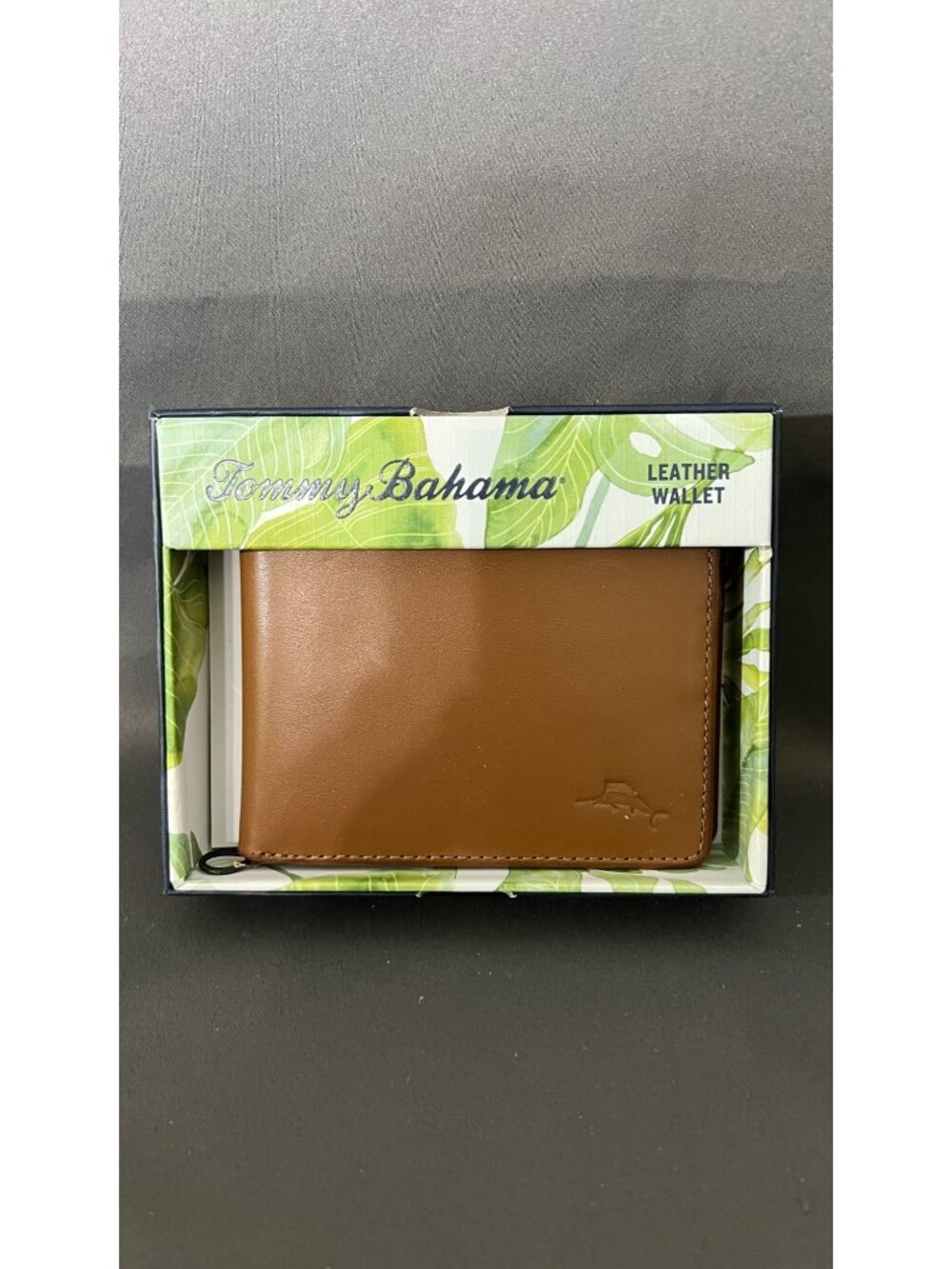 Tommy Bahama Tan Leather Wallet In Box Stylish Tropical Accent